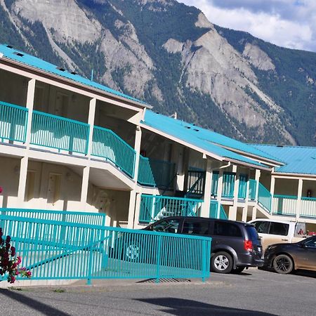 加拿大最具价值里鲁艾特汽车旅馆 利卢埃特 外观 照片